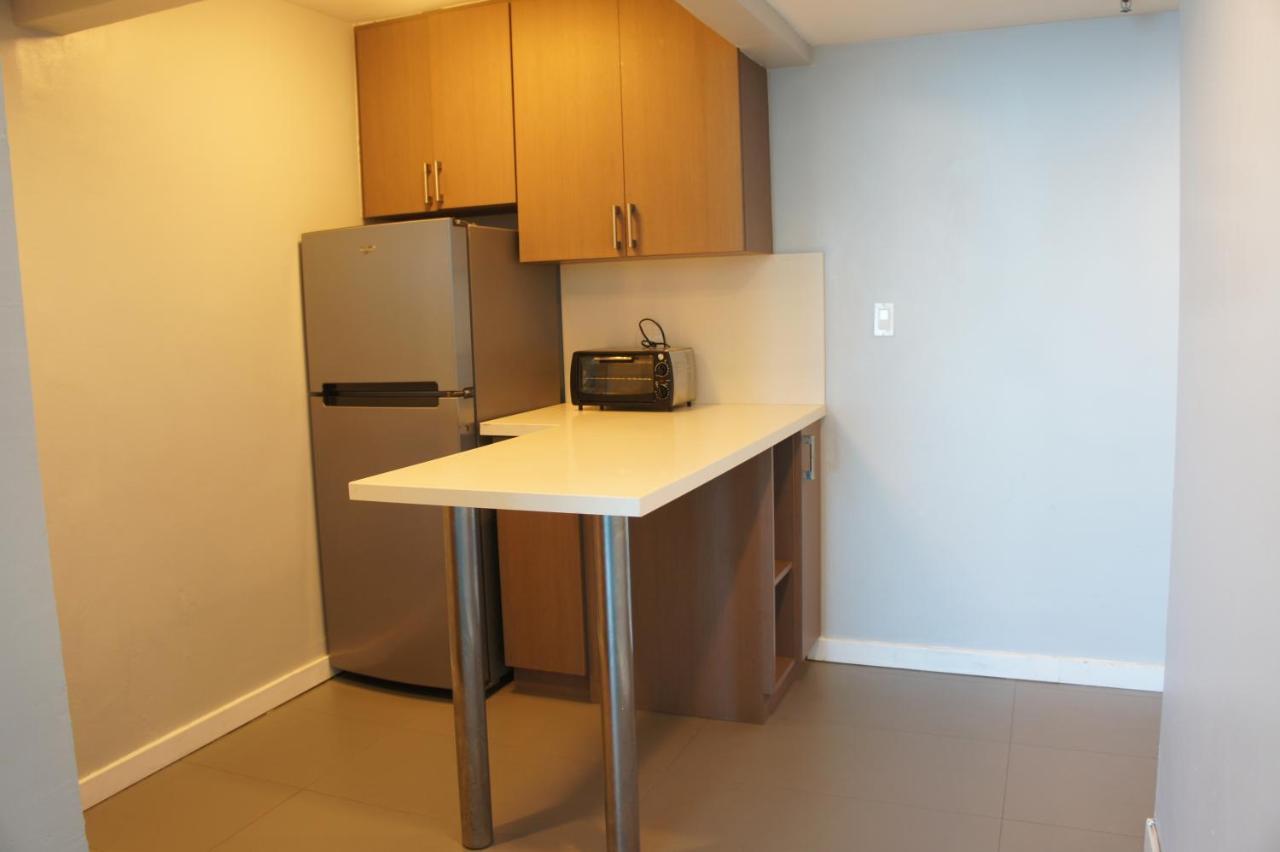 Castle 835 Oceanview Studio On Beach With Pool, Gym, Bars, And Free Parking 마이애미 비치 외부 사진