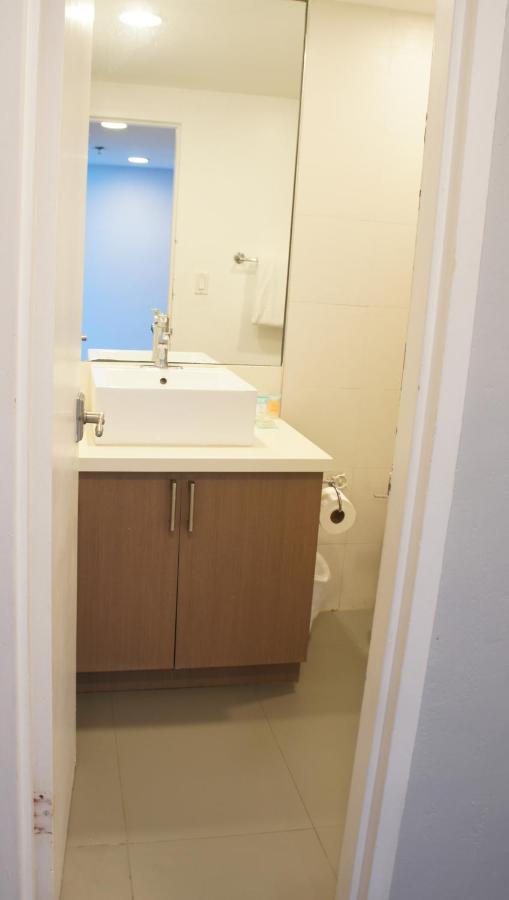 Castle 835 Oceanview Studio On Beach With Pool, Gym, Bars, And Free Parking 마이애미 비치 외부 사진