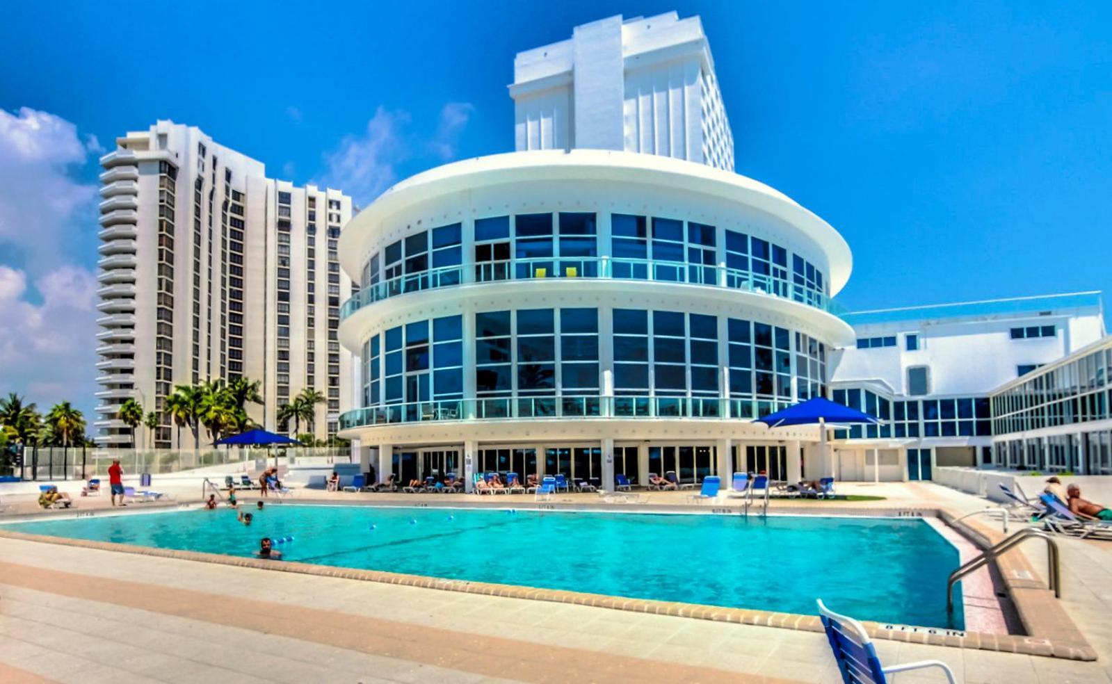 Castle 835 Oceanview Studio On Beach With Pool, Gym, Bars, And Free Parking 마이애미 비치 외부 사진