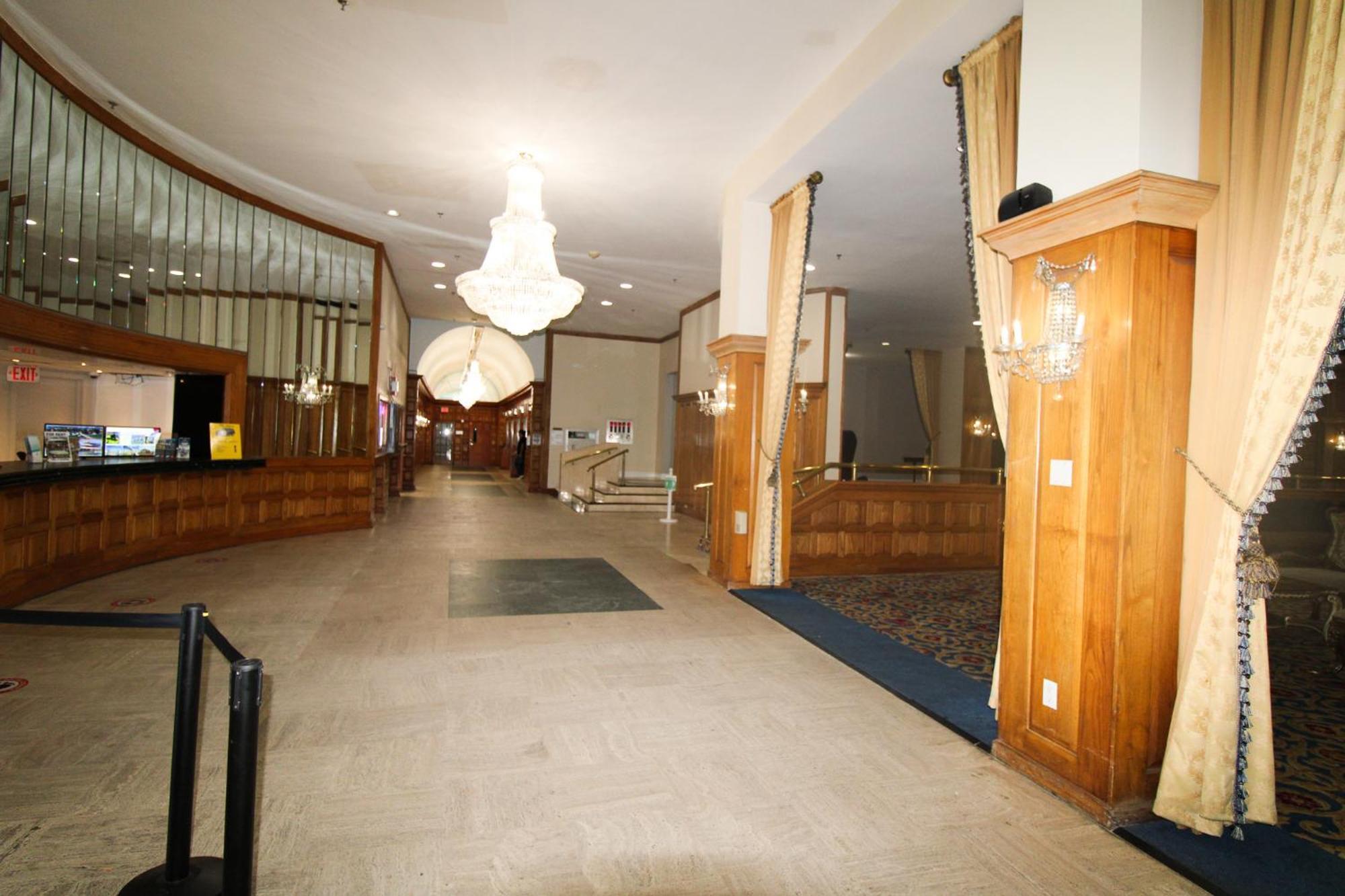 Castle 835 Oceanview Studio On Beach With Pool, Gym, Bars, And Free Parking 마이애미 비치 외부 사진