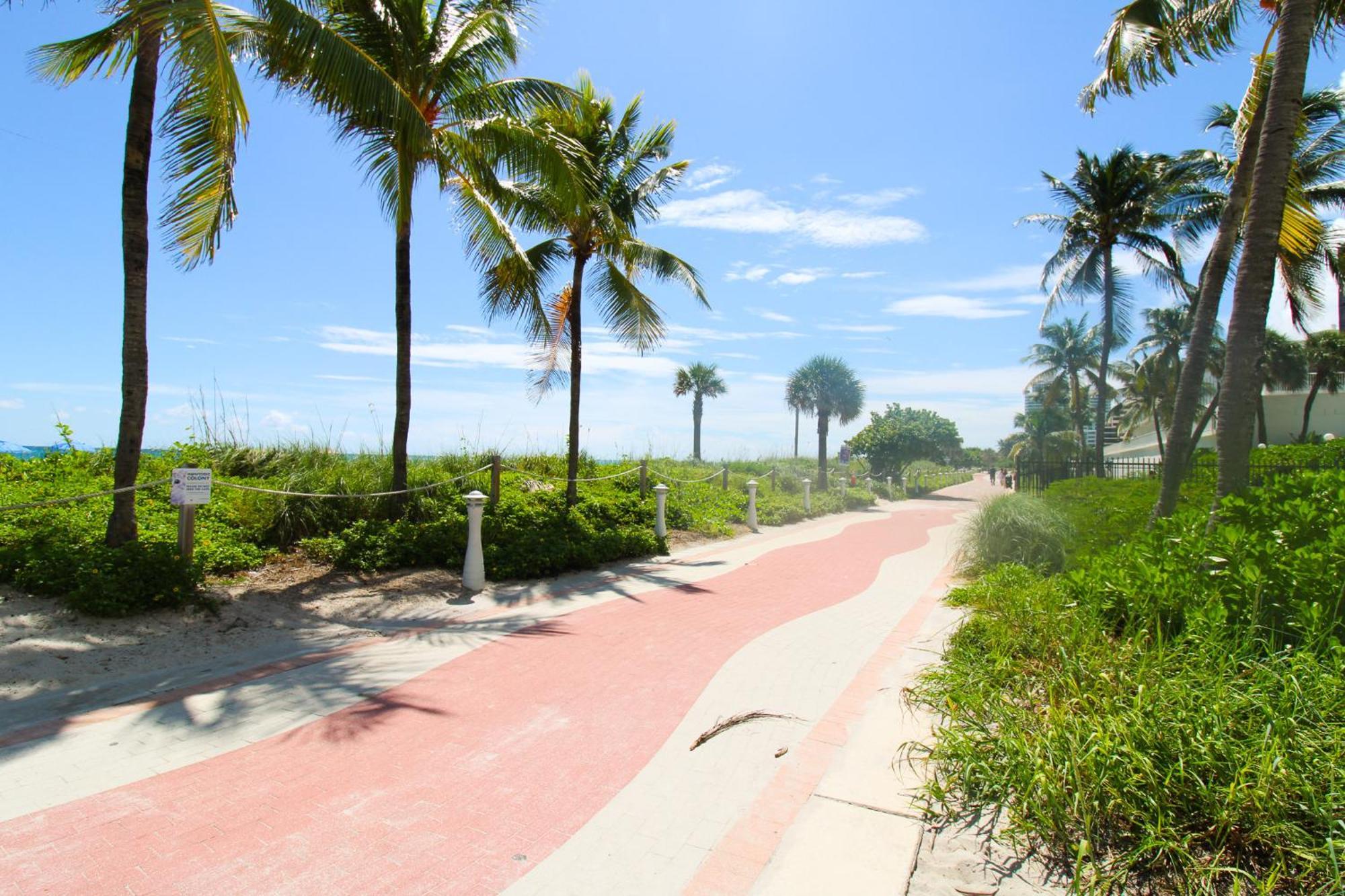 Castle 835 Oceanview Studio On Beach With Pool, Gym, Bars, And Free Parking 마이애미 비치 외부 사진